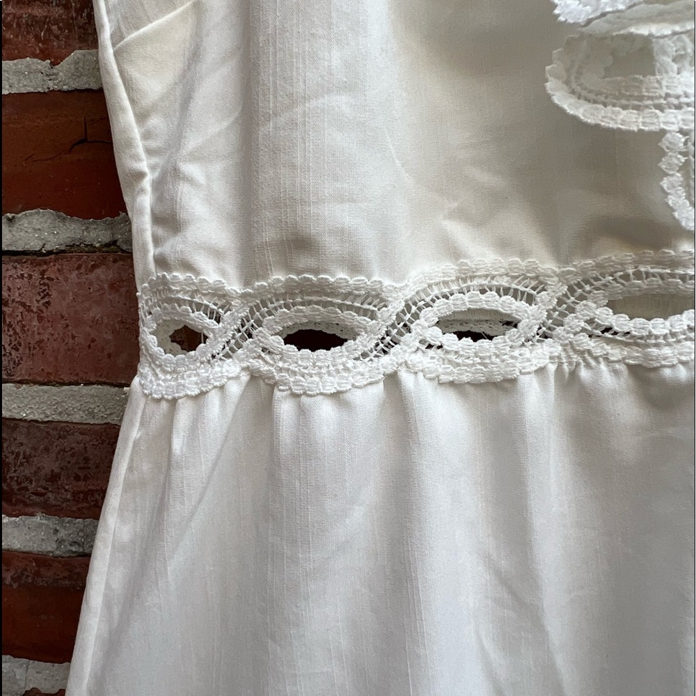 NWT Showpo ‘I Want It’ Linen dress - Picture 3 of 6